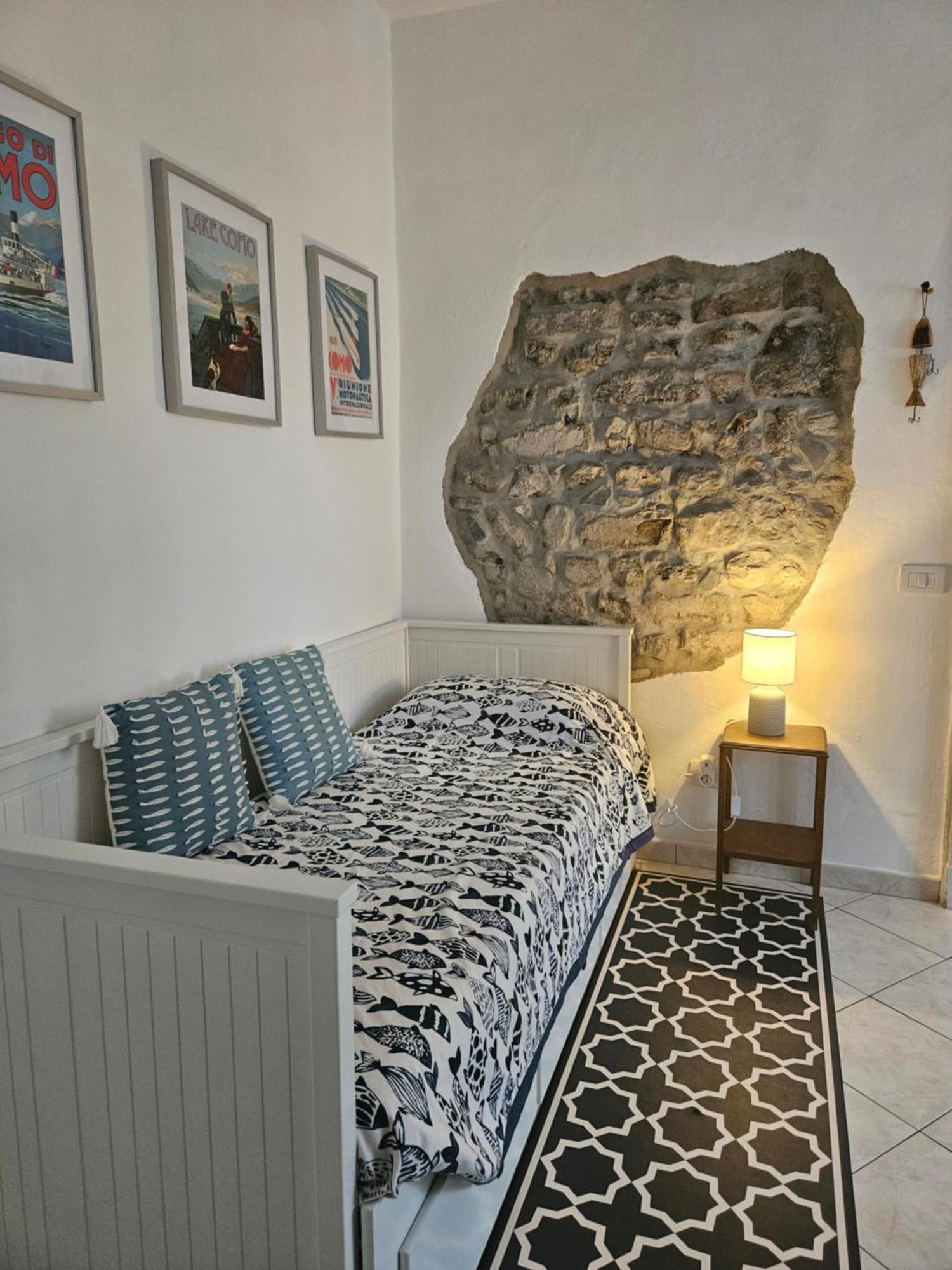 L'Airone - Casa Vacanza Mandello del Lario Eksteriør billede